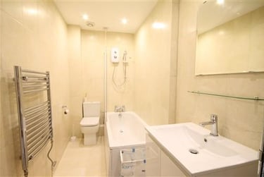 3 bed flat, Claremont Road, Spital Tongues, Newcastle, NE24AN - Image 4